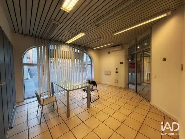 Local d'activité 70 m²