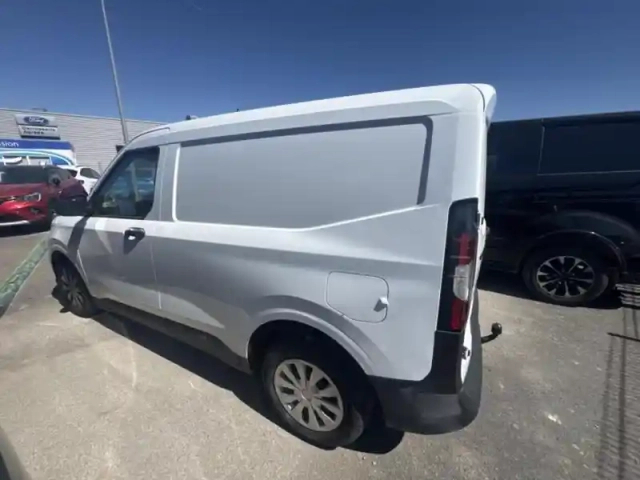 Ford Transit Courier 1.5 ecoblue 100 ch trend — photo 8