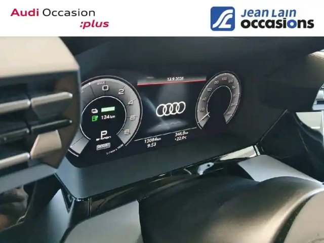 Audi A3 sportback tfsi e hybride rechargeable 204 s tronic 6 — photo 12