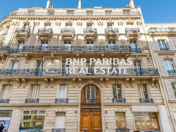 Bureaux 240 m²
