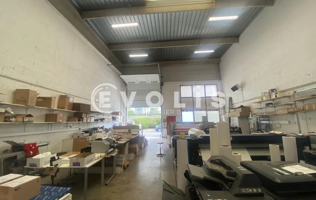 Photo 1