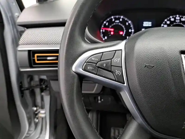 Dacia Sandero tce 90 cvt - 22 — photo 32