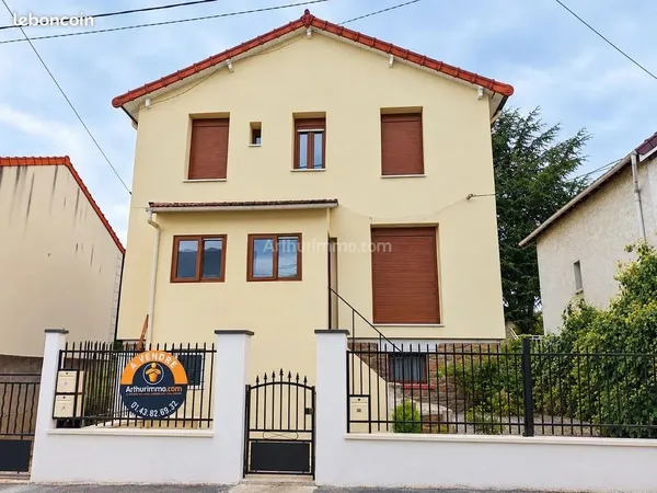 Maison 9 pièces 150 m²