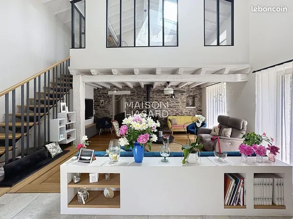 Maison 8 pièces 200 m²