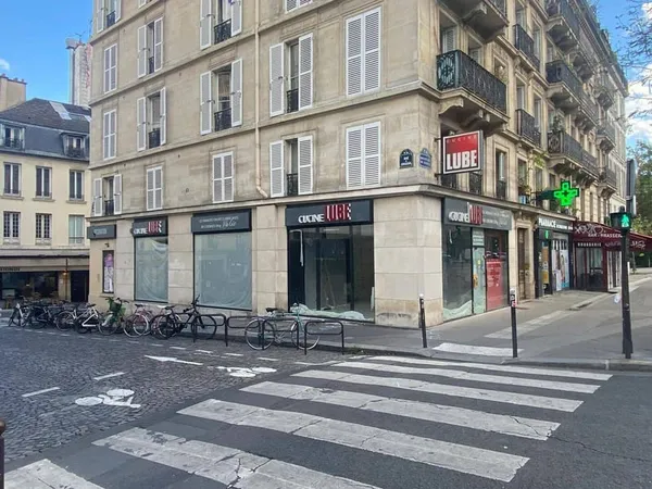 Local commercial 170 m²