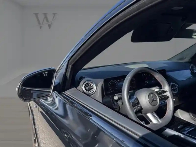Mercedes Gla 250 e hybrid eq amg line — photo 8