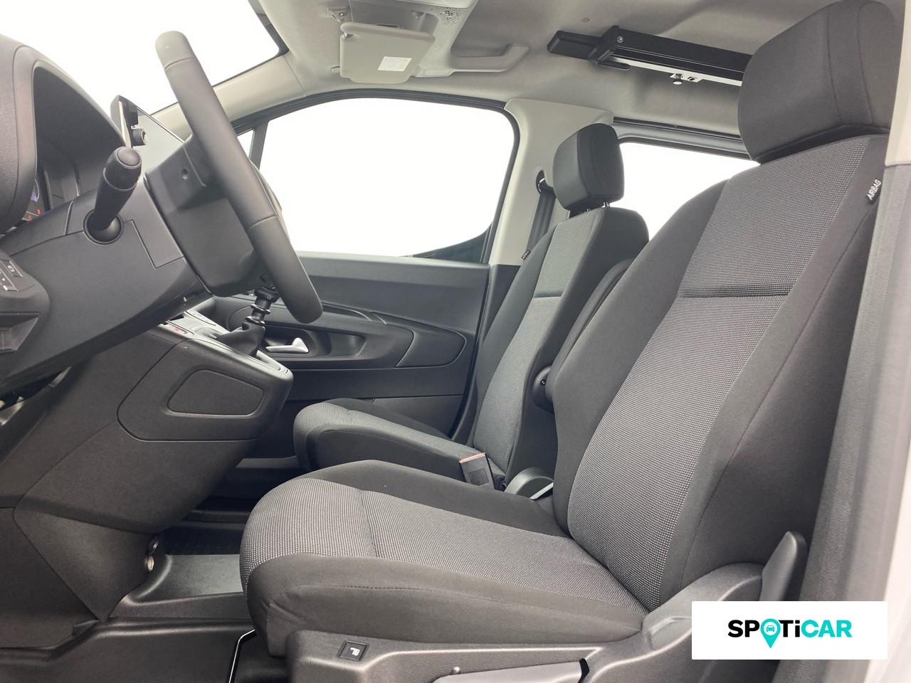 Citroën Berlingo xl diesel 100ch cabine approfondie repliable — photo 9