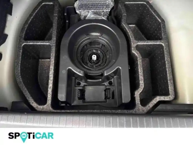 Peugeot 208 1.2 puretech 100ch s&amp;s allure pack eat8 — photo 6