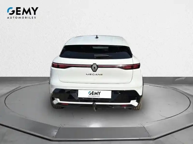 Renault Megane e-tech ev60 220 ch super charge — photo 5
