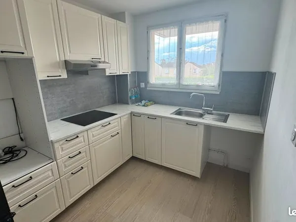 Location appartement F3 + box sous sol direct propriétaire