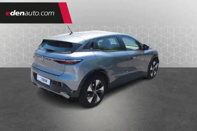 Renault Megane e-tech ev60 220 ch super charge — photo 4