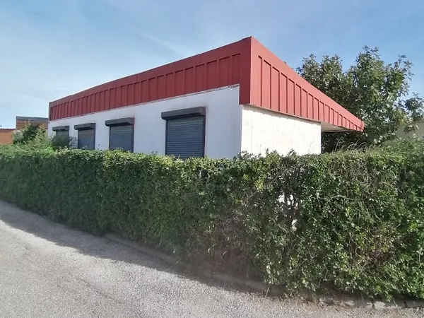 Parcelle de terrain de camping avec mobil home Sigean