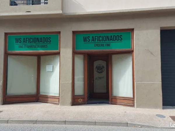 Local commercial 125 m2 à louer