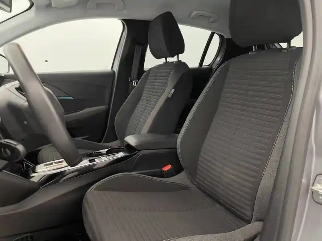Peugeot 208 electrique 50 kwh 136ch — photo 46