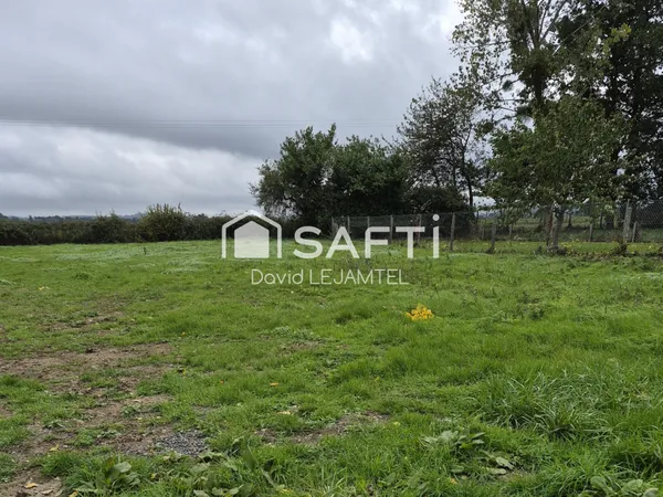 Terrain à bâtir de 856 m²