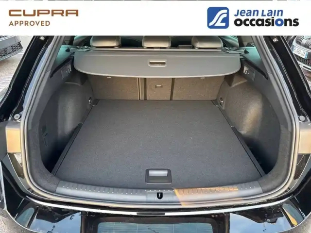 Cupra Leon sportstourer 1.5 etsi hybrid 150 ch dsg7 — photo 54