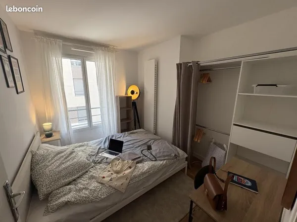 Chambre 1 pièce 9 m²