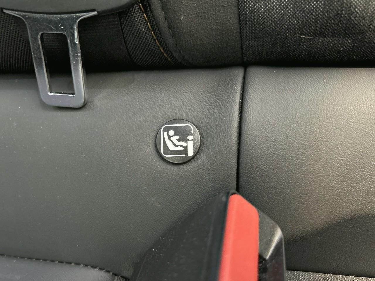 Peugeot 2008 1.2 puretech 130ch s&s roadtrip eat8 — photo 20