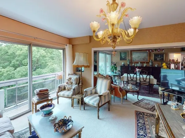 Appartement 4 pièces 144 m²