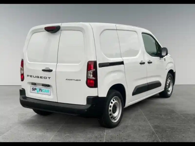 Peugeot Partner m diesel 130ch automatique — photo 5