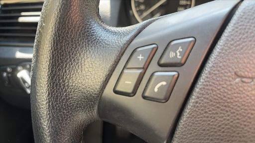 BMW X1 sDrive 18i 150 - Business – 2014 – 119432 km – Essence – Boîte Manuelle — photo 9