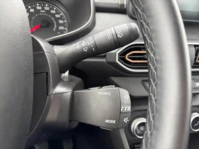 Dacia Sandero 1.0 eco-g 100ch stepway extreme + -24 — photo 13