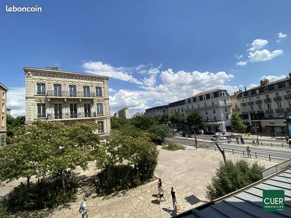 Bureaux 235 m² Valence