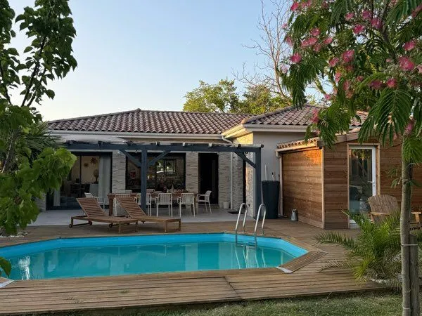Maison de 128m2 avec dépendance à la location