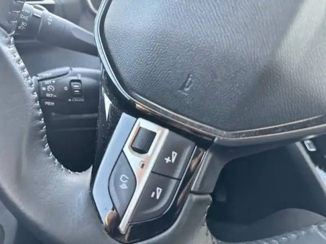 Peugeot 2008 puretech 100 s&amp;s bvm6 — photo 41
