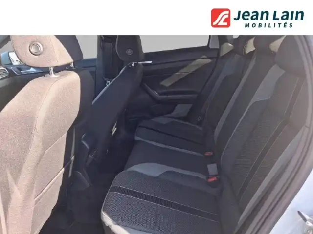 Volkswagen Polo 1.0 tsi 95 s&amp;s dsg7 — photo 17