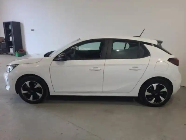 Opel Corsa electric 136ch — photo 4
