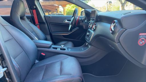 Mercedes Classe A 250 211 7G-DCT - Sport – 2014 – 130945 km – Essence – Boîte Automatique — photo 13