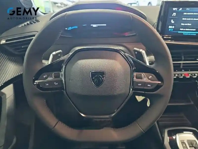 Peugeot 2008 hybrid 145 e-dcs6 — photo 12