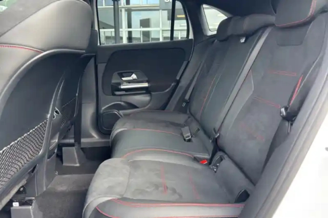 Mercedes Gla 200 d 8g-dct — photo 11