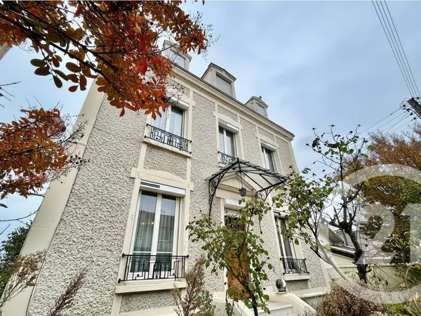 Maison 7 pièces 159 m²