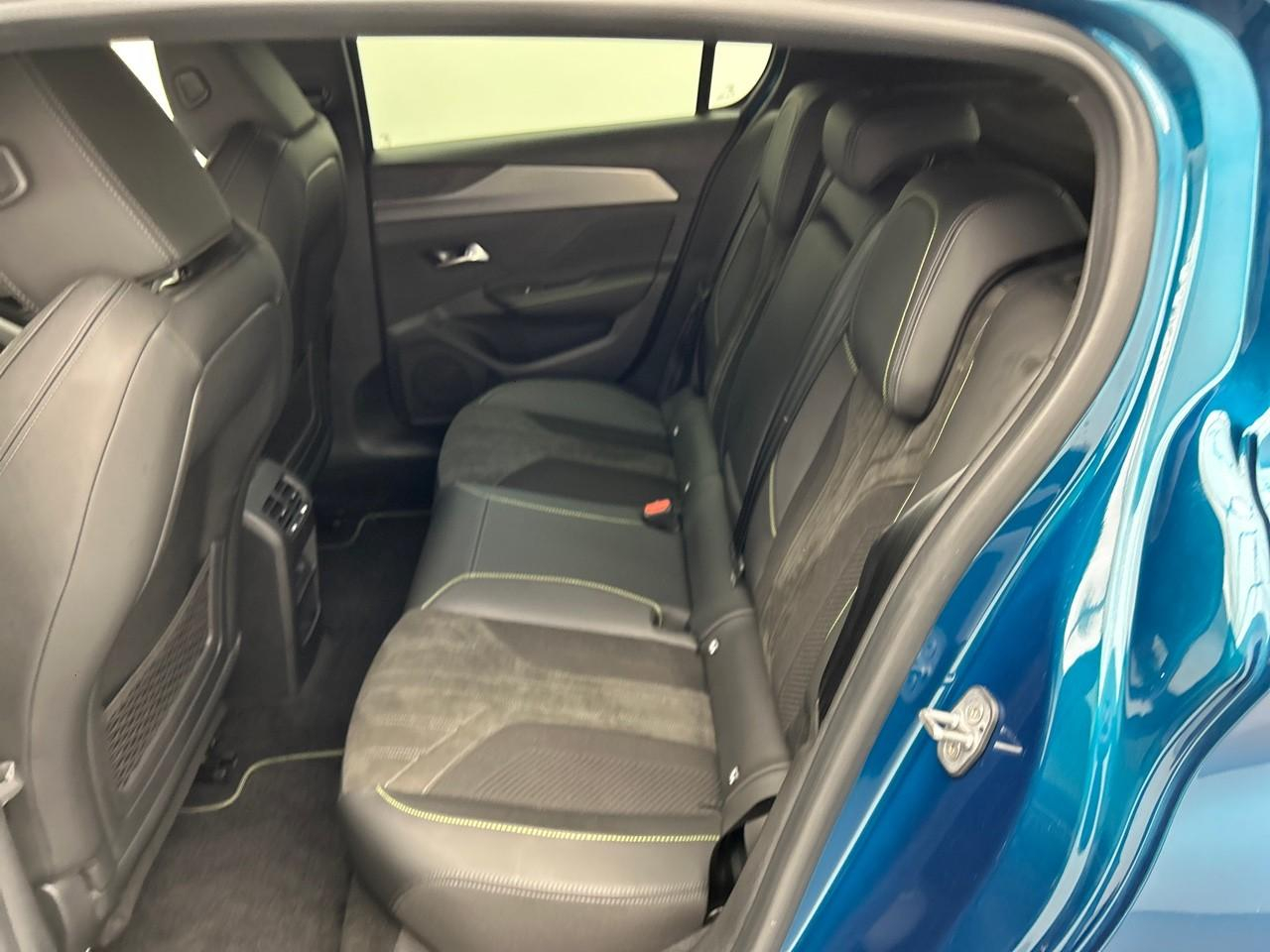 Peugeot 308 phev 180 e-eat8 gt — photo 13