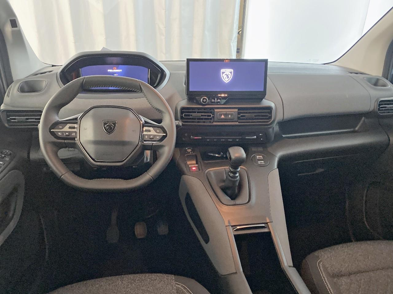 Peugeot Rifter m diesel 100 ch manuelle 5pl allure — photo 8