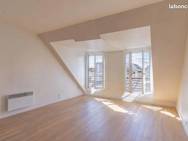 Studio 1 pièce 22 m²