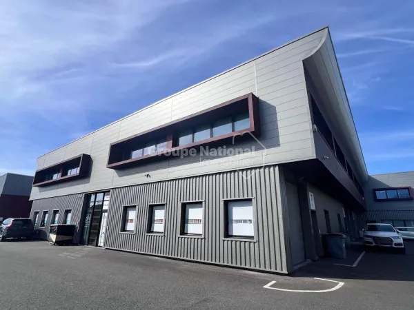 Local 216 m²