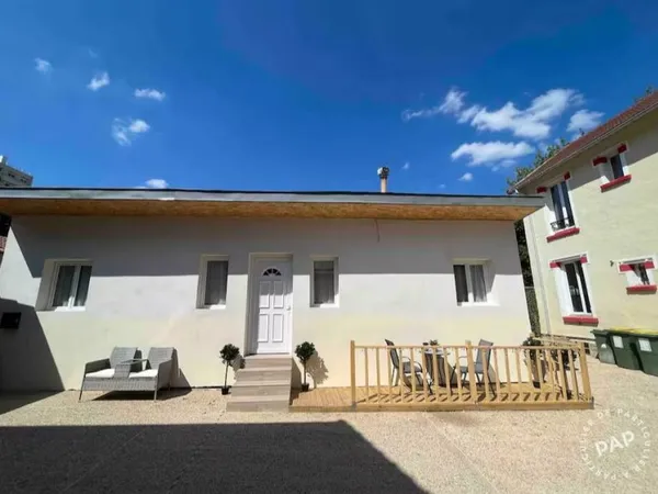 Maison 6 pièces 210 m²