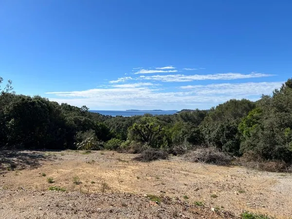 Terrain vue mer avec PC accordé