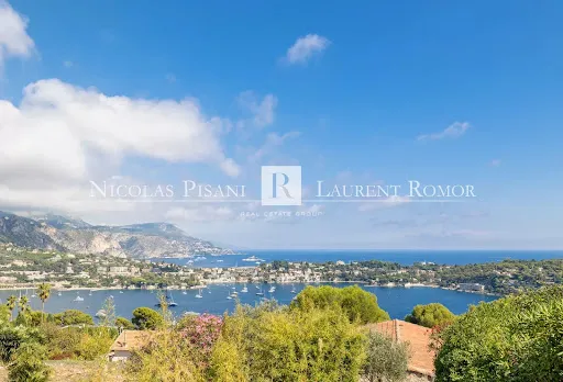 Maison 6 pièces 140 m²