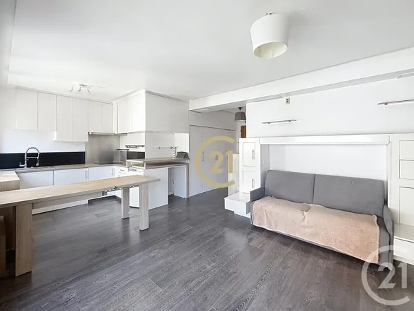 Studio 1 pièce 34 m²