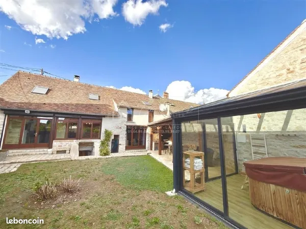 Maison 5 pièces 150 m²