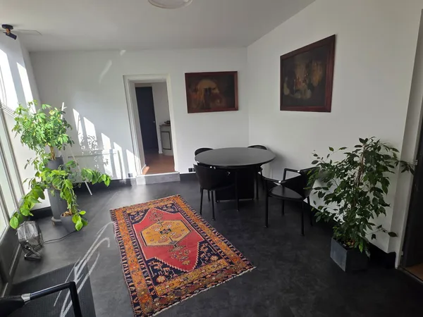Loue bureaux