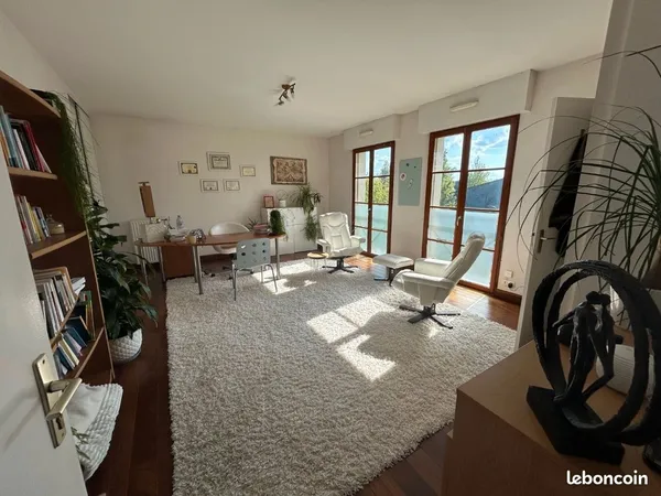Bureaux 45 m² VITRE