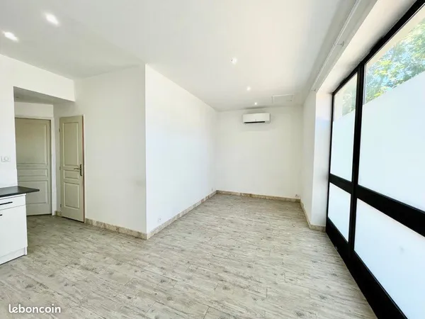 À louer : appartement P2 à Garons - 697 (eau et électricité incluses) bientôt disponible mi août