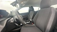 Peugeot 2008 1.2 PureTech 130ch S&S Active Pack EAT8 — photo 9