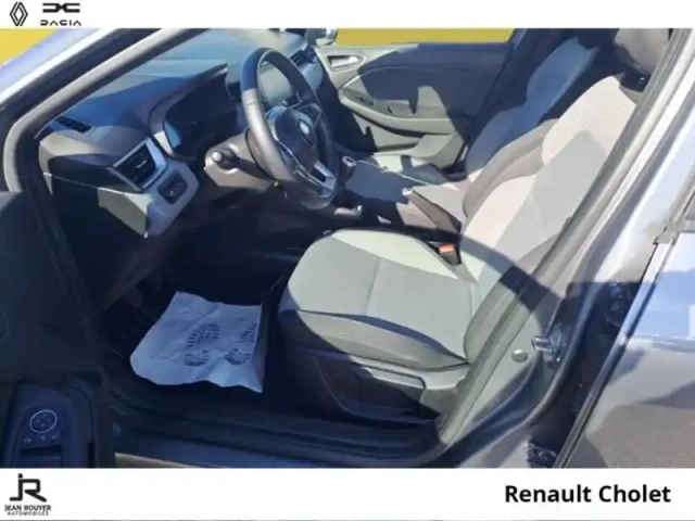 Renault Clio 1.0 tce 90ch evolution — photo 3
