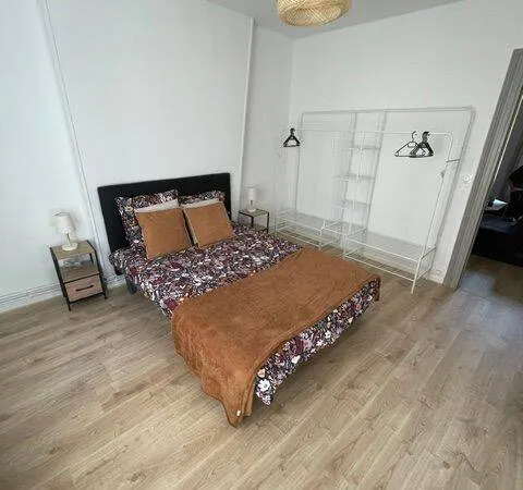 Appartement 1 pièce 50 m²
